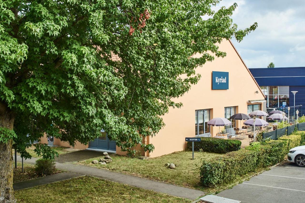 Kyriad Tarbes Bastillac Exterior foto